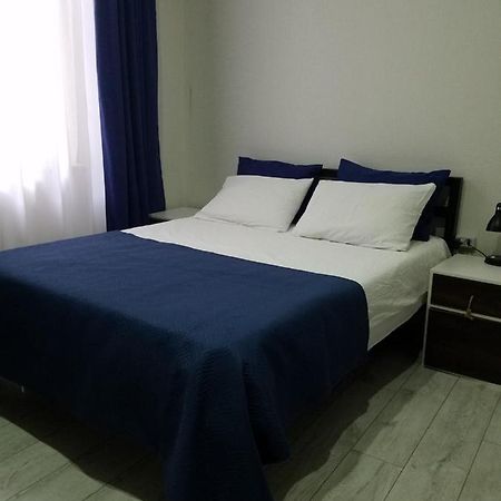 Nino'S Apartment In The Center Of 第比利斯 外观 照片